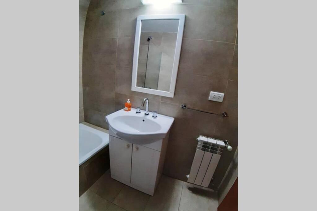Departamento En El Centro De Bariloche Bb Apartment Ngoại thất bức ảnh
