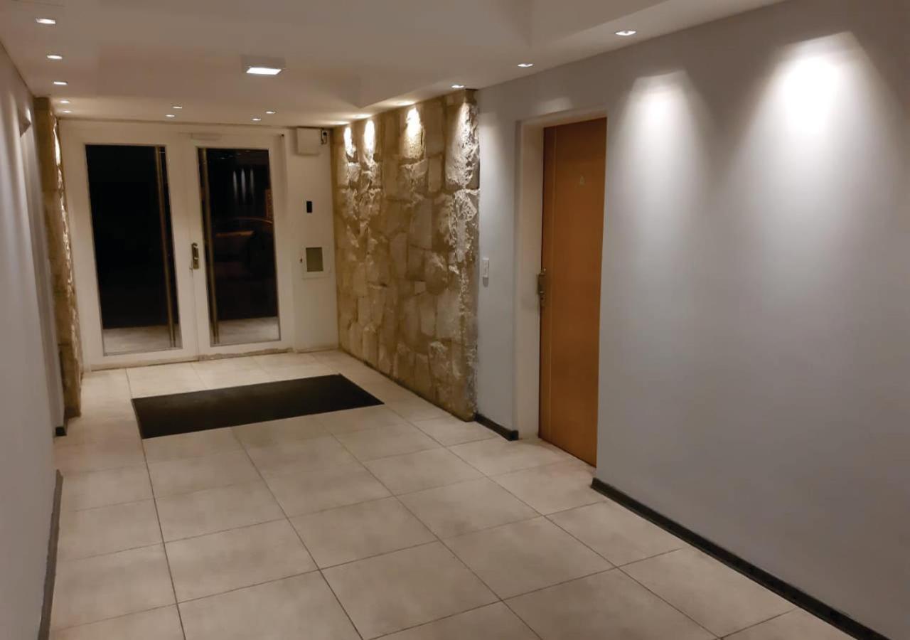 Departamento En El Centro De Bariloche Bb Apartment Ngoại thất bức ảnh